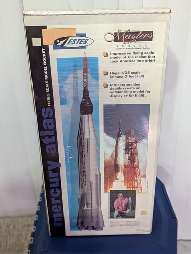 Sealed vintage estes model - vintage,